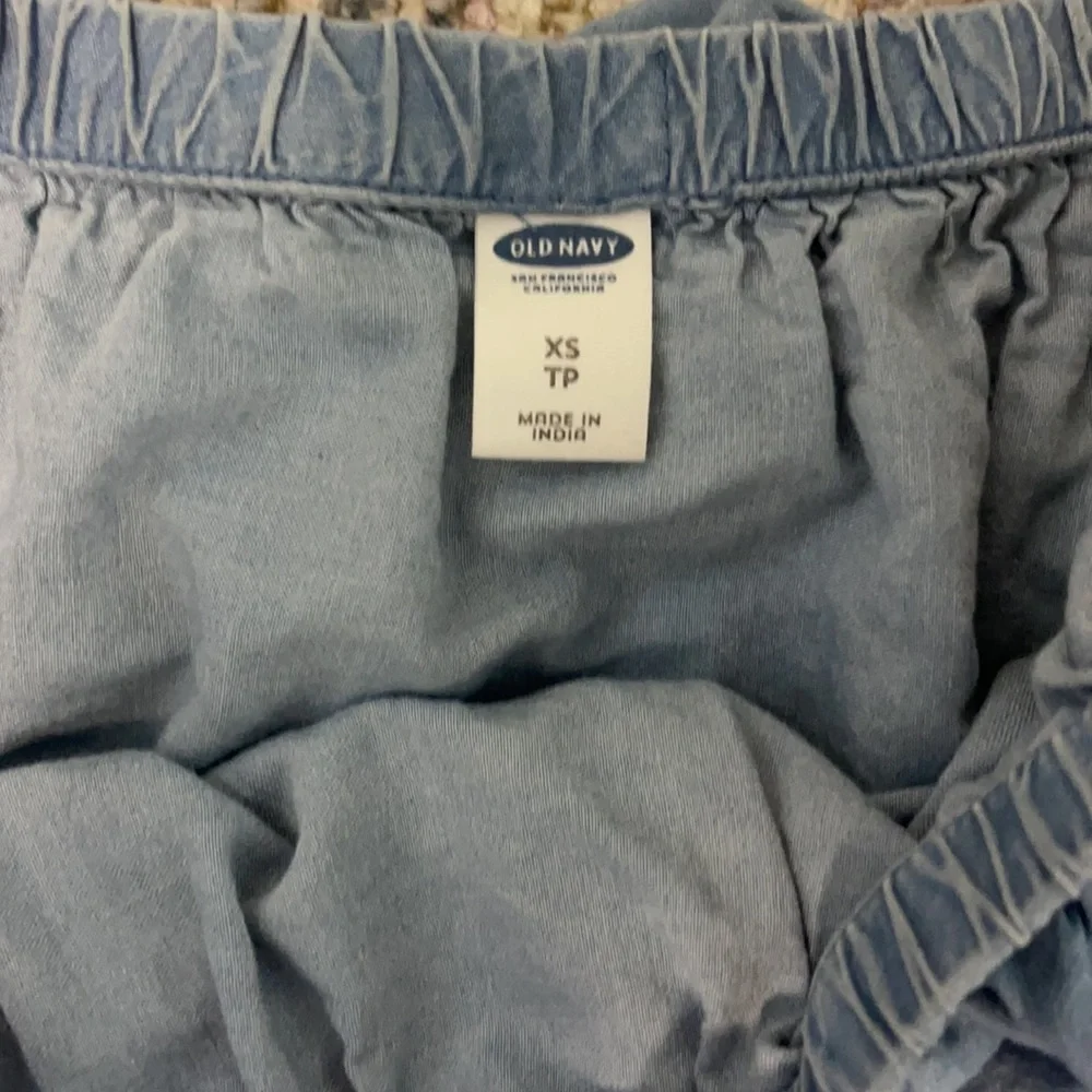 Old Navy off the shoulder chambray denim ruffle embroidered eyelet hem‎ dress XS - Picture 3 of 4